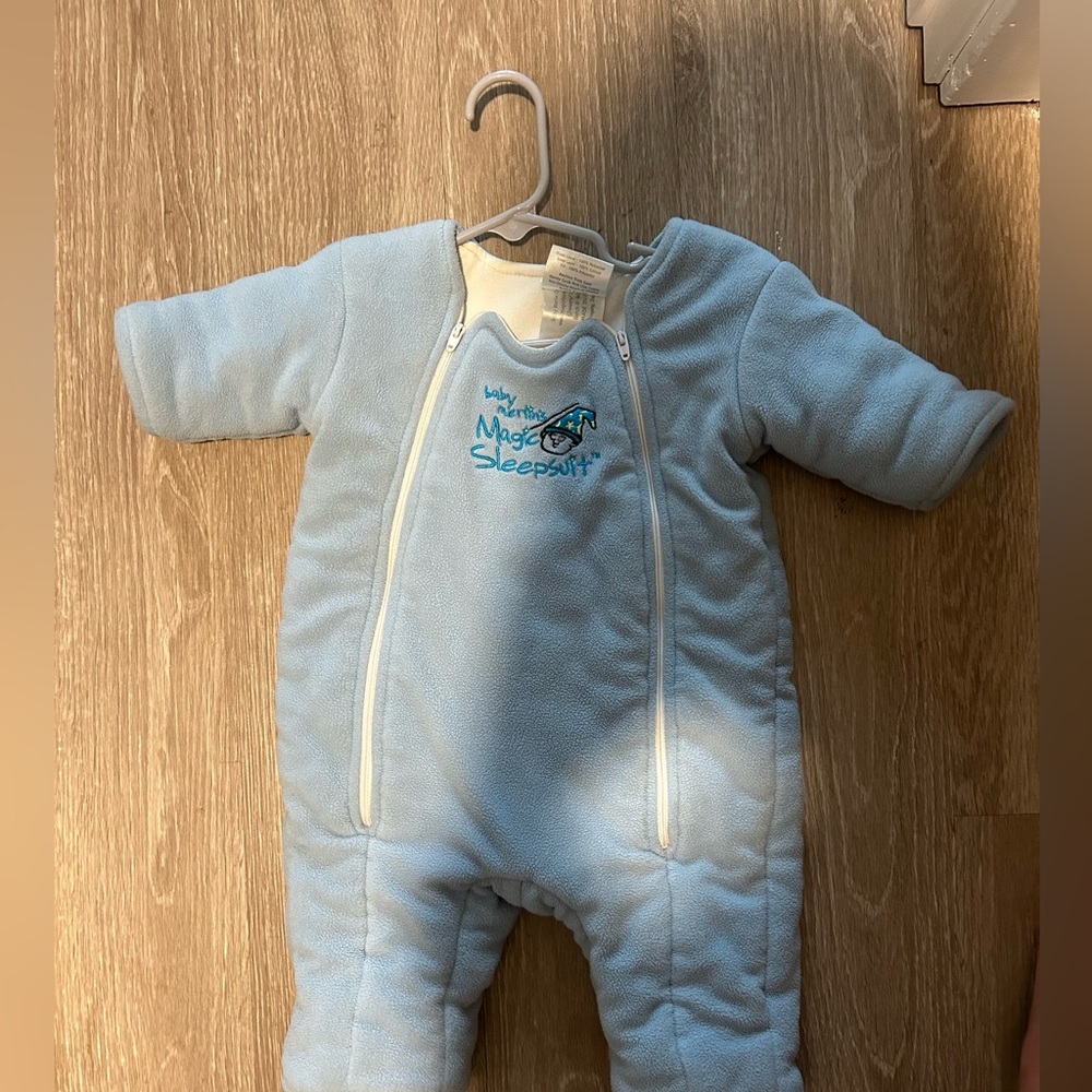 Baby Merlin's Magic Sleepsuit - Light Blue size large 18-21lbs